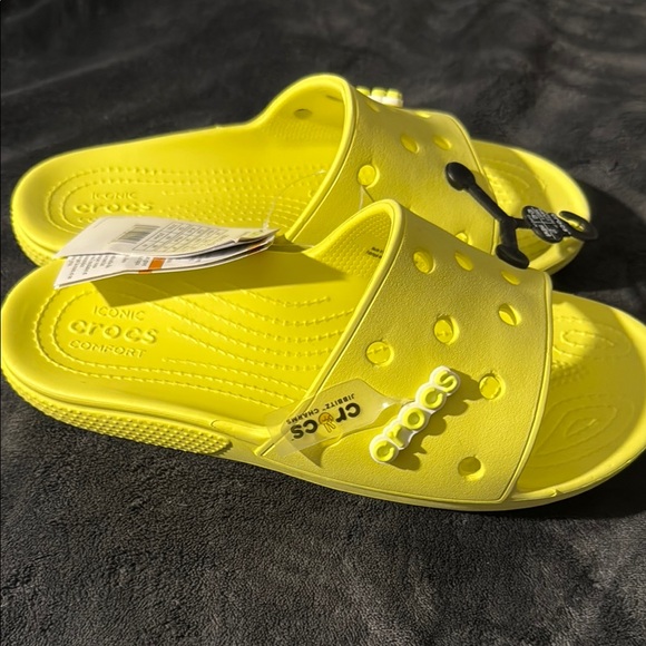 Crocs - Picture 3 of 5